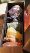 7 Chakra Crystal Set — Gift-Ready Box + Illustrated Guide | Red Jasper, Orange & Yellow Calcite, Aventurine, Blue Quartz, Sodalite, Amethyst