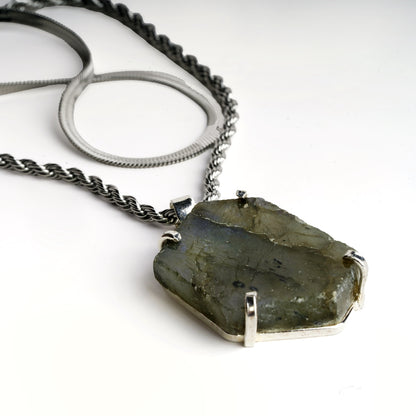 Labradorite Mystic Pendant product photo