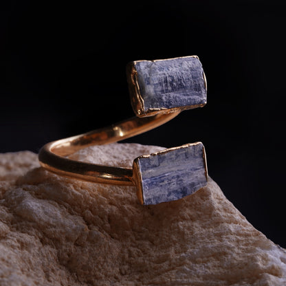 Serene Blue Kyanite Gold Ring product photo