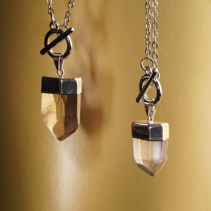 Elegant Crystal Pendant Necklace product photo