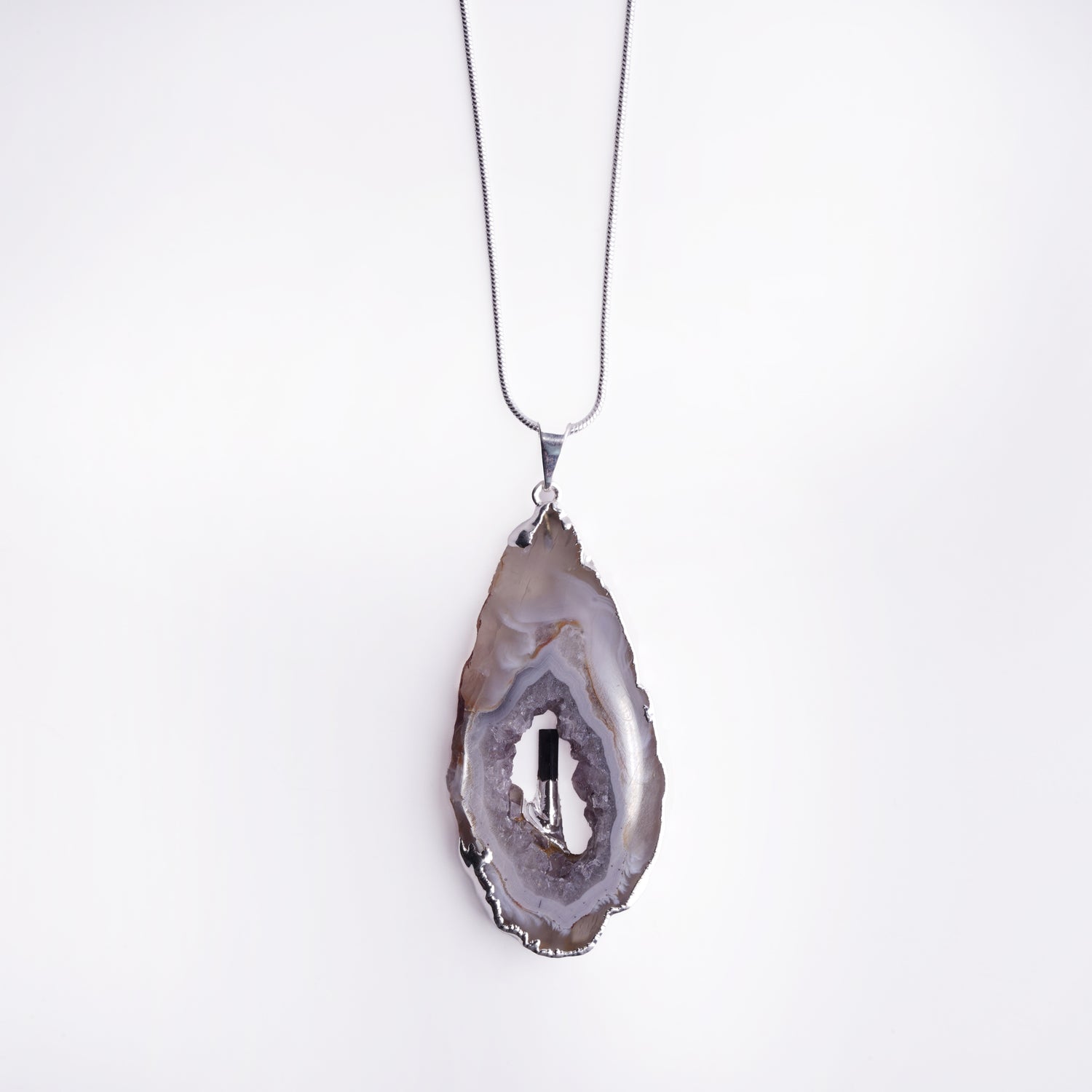 Elegant Agate Slice Necklace product photo